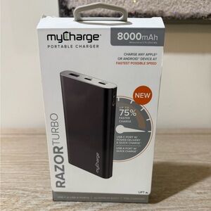 MyCharge Razor Turbo Portable Charger with cable